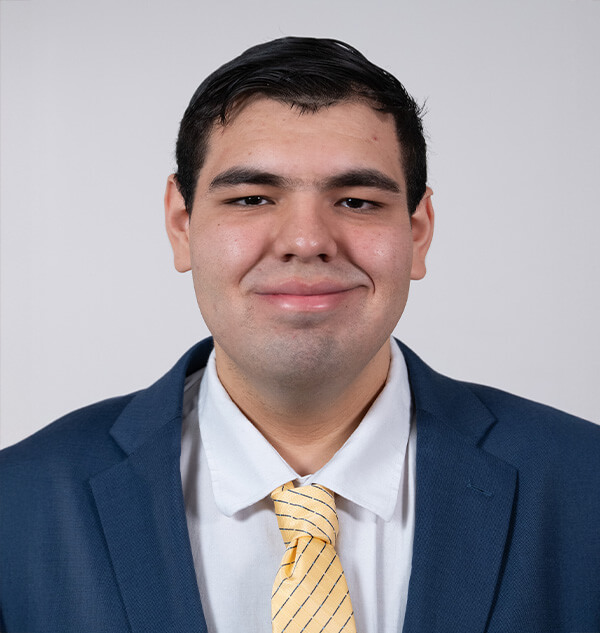 Oscar R 